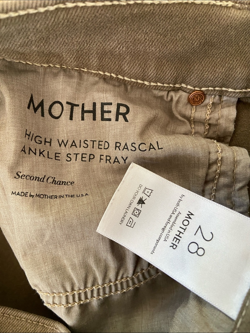 MOTHER High Waisted Rascal Ankle Step Fray - Picture 9 of 11